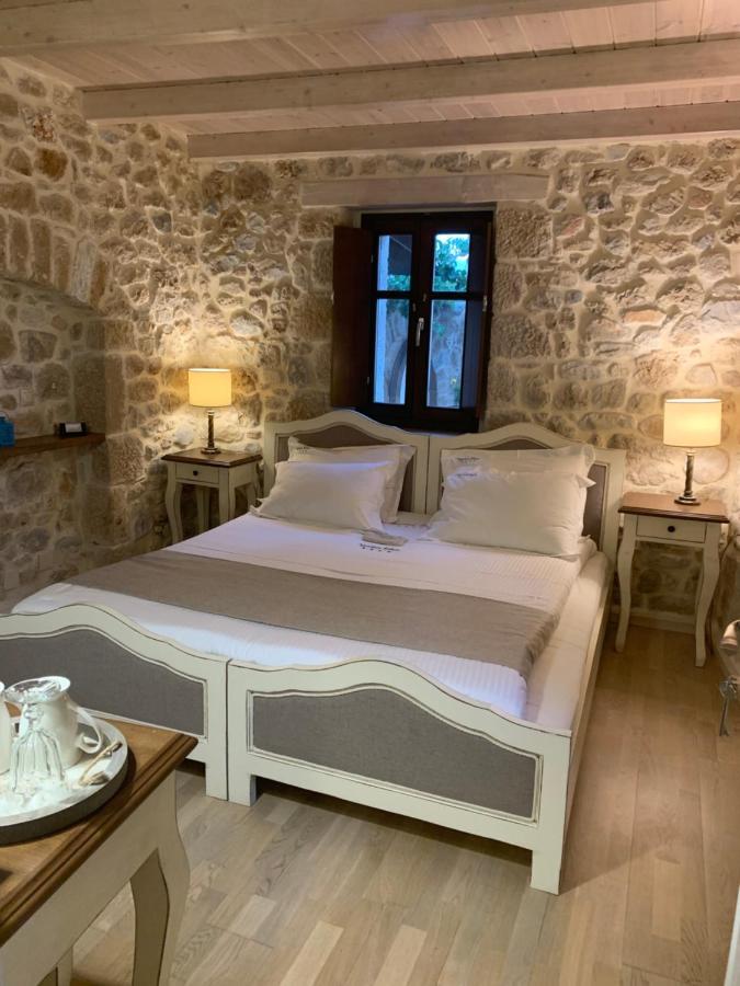 Vetilios Lithos Boutique Hotel Néon Oítilon Exteriér fotografie