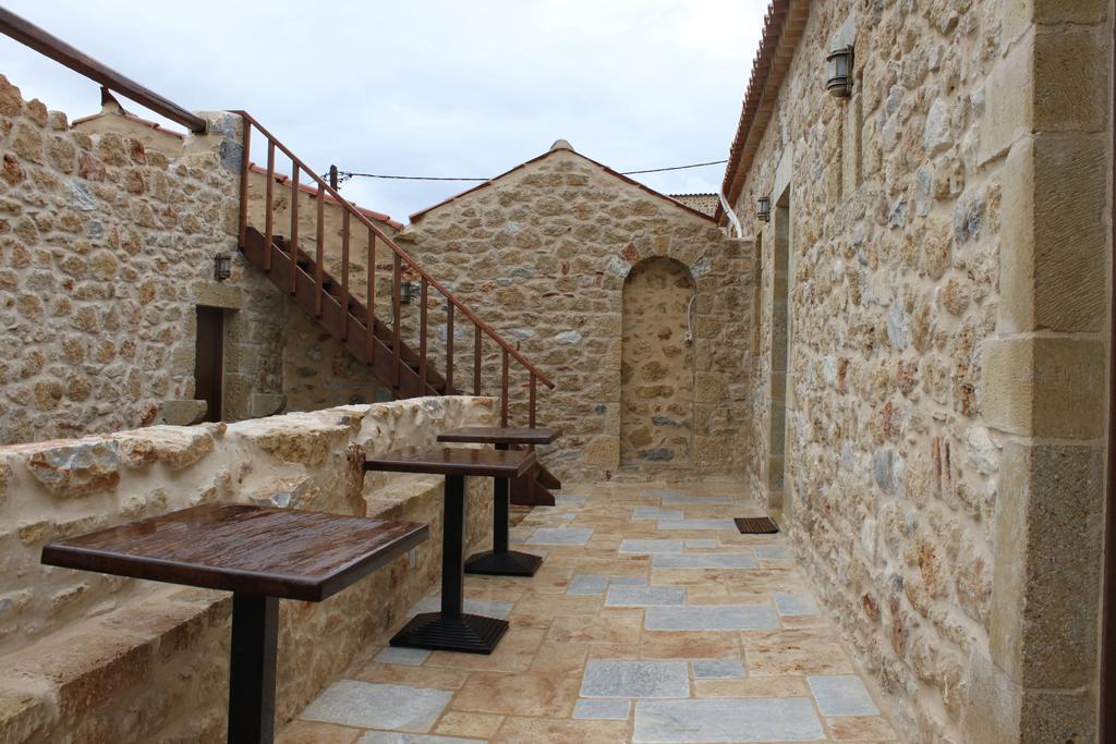 Vetilios Lithos Boutique Hotel Néon Oítilon Exteriér fotografie