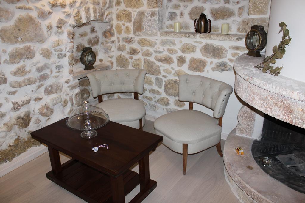 Vetilios Lithos Boutique Hotel Néon Oítilon Exteriér fotografie