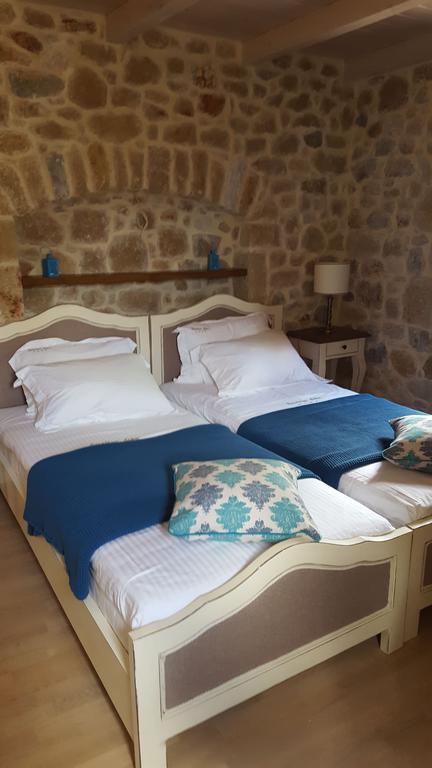 Vetilios Lithos Boutique Hotel Néon Oítilon Exteriér fotografie