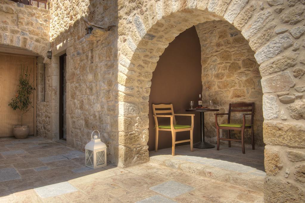 Vetilios Lithos Boutique Hotel Néon Oítilon Exteriér fotografie