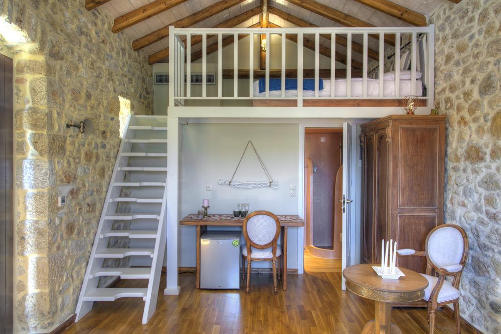 Vetilios Lithos Boutique Hotel Néon Oítilon Exteriér fotografie