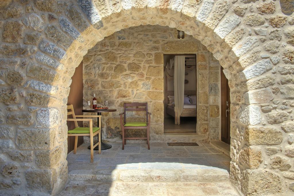 Vetilios Lithos Boutique Hotel Néon Oítilon Exteriér fotografie