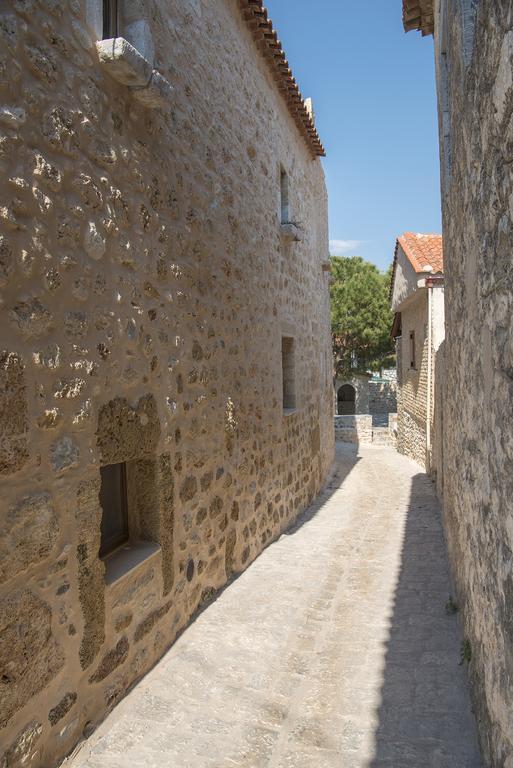 Vetilios Lithos Boutique Hotel Néon Oítilon Exteriér fotografie