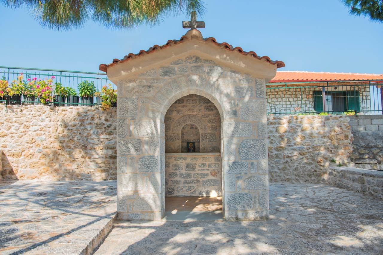 Vetilios Lithos Boutique Hotel Néon Oítilon Exteriér fotografie